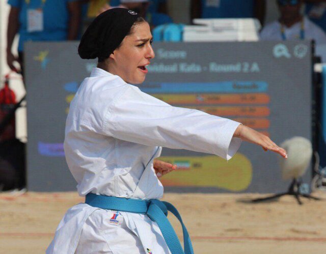 اولین مدال ایران در بازی&zwnj;های ساحلی جهان/ نقره فاطمه صادقی در کاراته