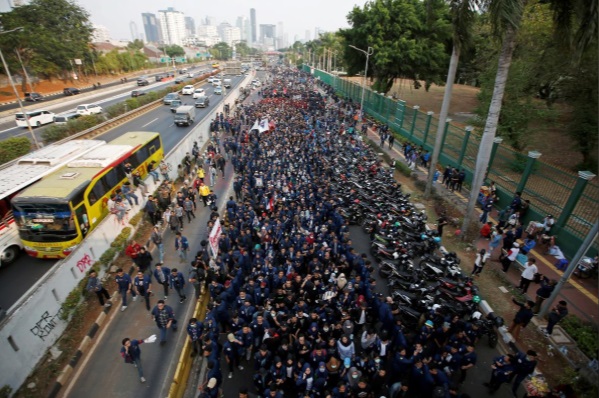 تظاهرات مردم اندونزی علیه قانون جنجالی روابط جنسی خارج از ازدواج