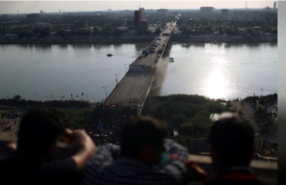 ساختمان توخالی مقر معترضان عراق (+عکس) ساختمان توخالی مقر معترضان عراق (+عکس)