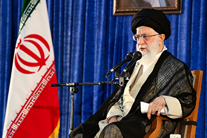 مقام معظم رهبری: از طرح سران سه قوه در مورد بنزین حمایت میکنم/ مردم از تخریب گران فاصله بگیرند مقام معظم رهبری: از طرح سران سه قوه در مورد بنزین حمایت میکنم/ مردم از تخریب گران فاصله بگیرند