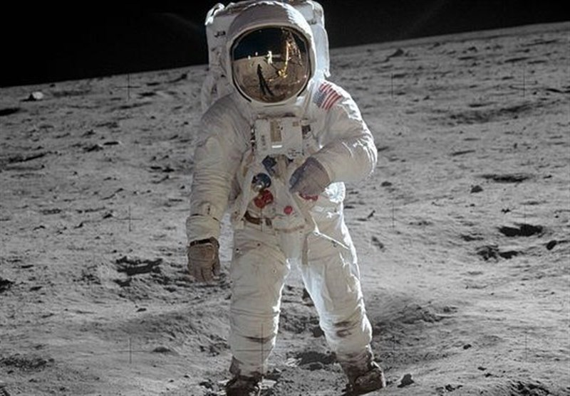 سفر به فضا چقدر آب می&zwnj;خورد؟