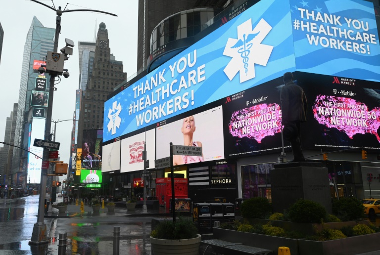 مخالفت ترامپ با ادامه قرنطینه: شرکت ها و شغل ها را از دست می دهیم؛ کشته&zwnj;های رکود اقتصادی بیشتر است/ یک سوم جهان در قرنطینه/ جلسه شورای امنیت هم غیرحضوری شد