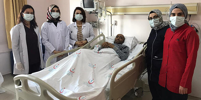 پیروزی بر کرونا پس از 155 روز مبارزه (+عکس)