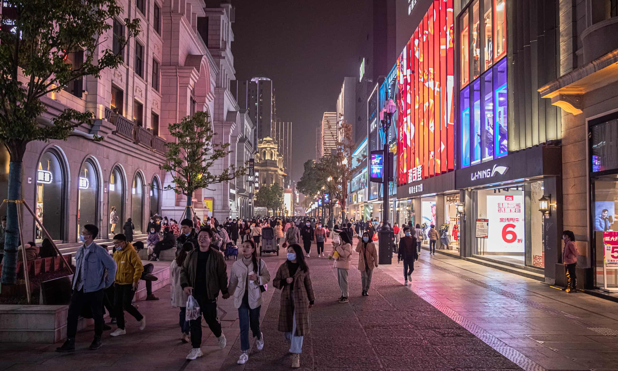سالگرد اولین قربانی کرونا در چین/ بازگشت به زندگی نرمال در ووهان