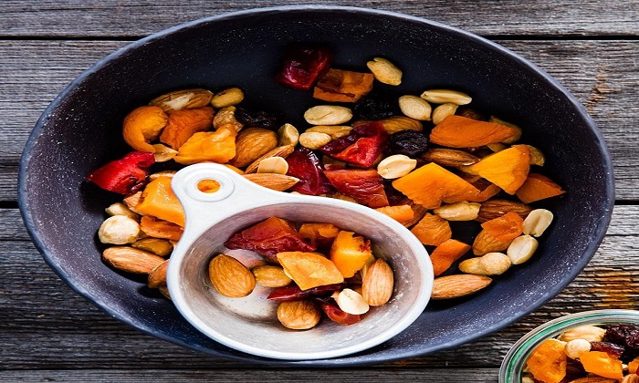 10 میان وعده برای کمک به کاهش وزن 10 میان وعده برای کمک به کاهش وزن