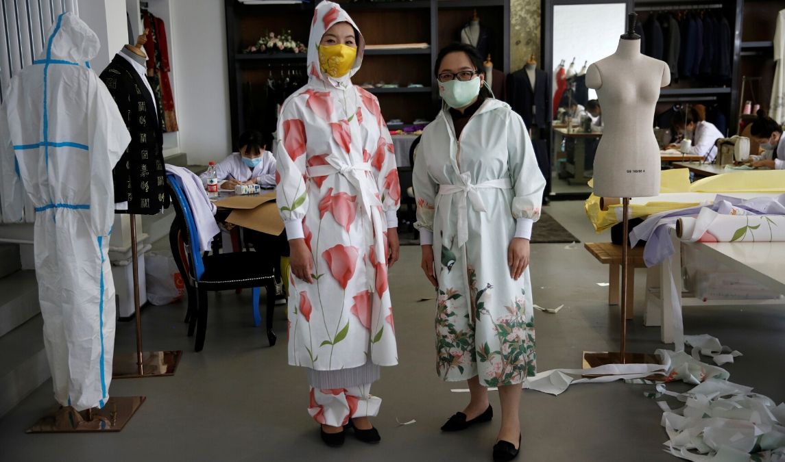 ورود ماسک به صنعت فشن: ساخت ماسکهای لوکس در چین گان محافظتی در صنعت مد