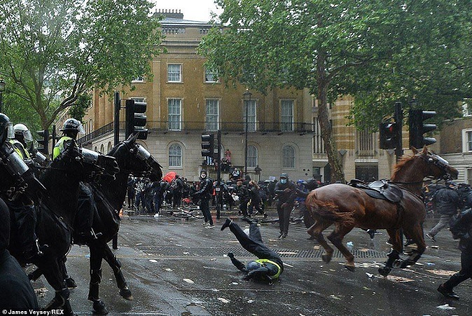 اعتراضات لندن