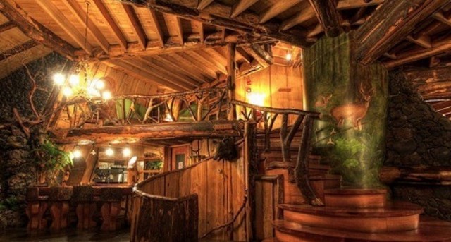 عجیبترین هتلهای جهان (+عکس) عجیبترین هتلهای جهان (+عکس)