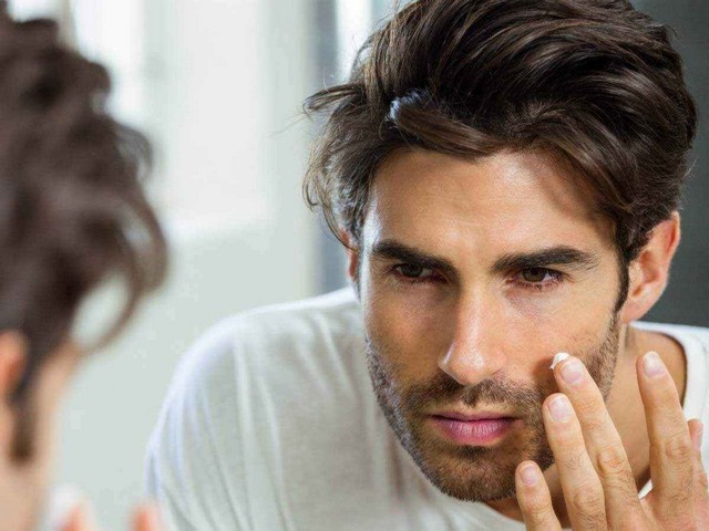 چرا آقایان حتما باید از ضدآفتاب استفاده کنند؟