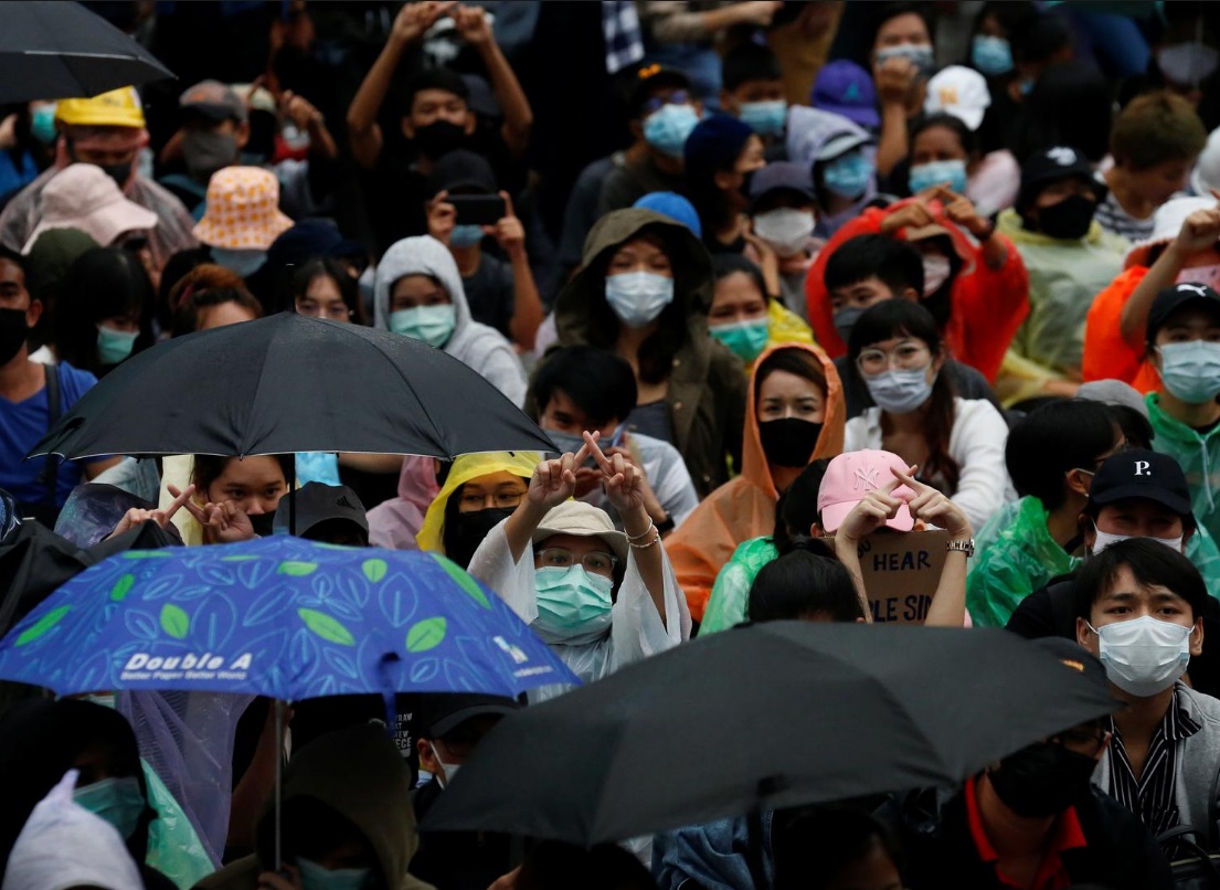 دست&zwnj;ها زبان جدید اعتراضات در تایلند