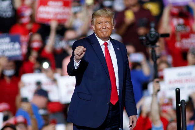 تدارک ترامپ برای مهمانی شبانه کاخ سفید در شب انتخابات تدارک ترامپ برای مهمانی شبانه کاخ سفید در شب انتخابات