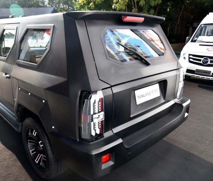 شاسی بلند چینی با ظاهر متفاوت؛ از یک جان سخت ضدگلوله تا (+عکس)