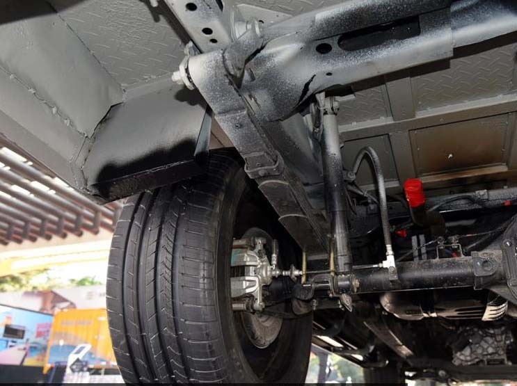 شاسی بلند چینی با ظاهر متفاوت؛ از یک جان سخت ضدگلوله تا (+عکس)