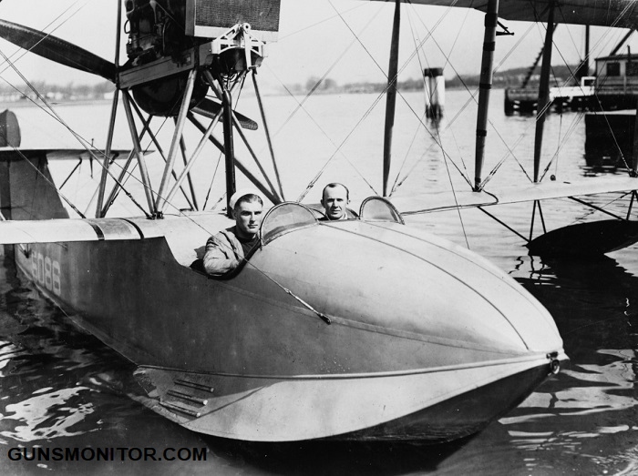 نگاهی به تاریخچه پرنده های آب نشین نظامی/بخش اول(+عکس) نگاهی به تاریخچه پرنده های آب نشین نظامی/بخش اول(+عکس)