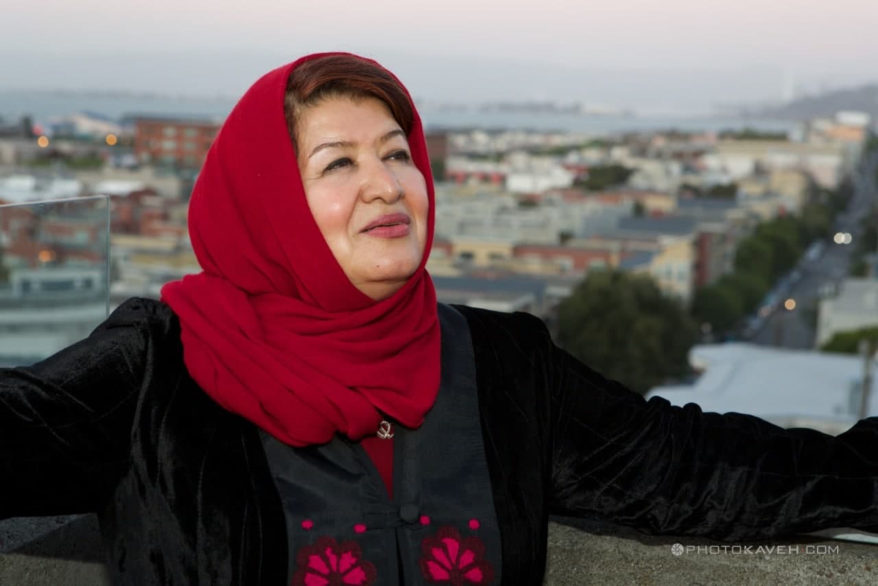 پوران درخشنده