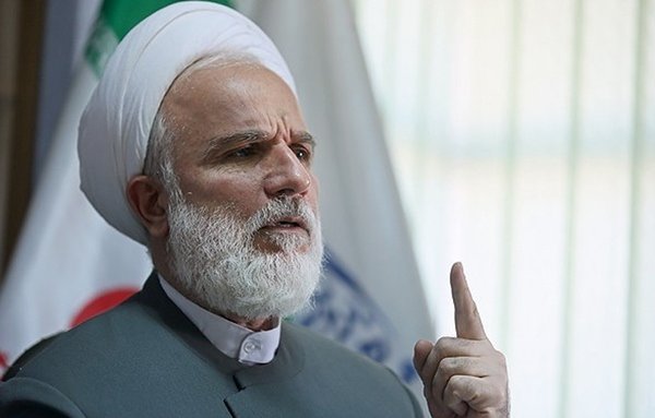 توئیت های عضو مجلس خبرگان خطاب به روحانی؛ اگر جای رییس جمهور بودم.../ به خاطر مذاکره با آمریکا از مردم و رهبری عذرخواهی کن