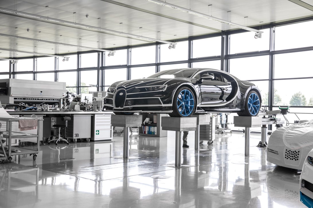 بوگاتی شیرون چگونه تولید می شود؛ ترکیب هنر و مهندسی در یک بوگاتی شیرون چگونه تولید می شود؛ ترکیب هنر و مهندسی در یک