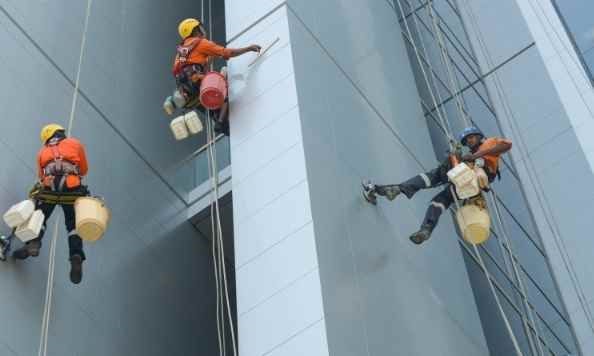 درآمد میلیونی آسان از راپل و کار در ارتفاع در ایران درآمد میلیونی آسان از راپل و کار در ارتفاع در ایران