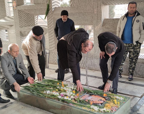 یاد تختی در گورستان؛ کلیشه‌ای برای هر سال!