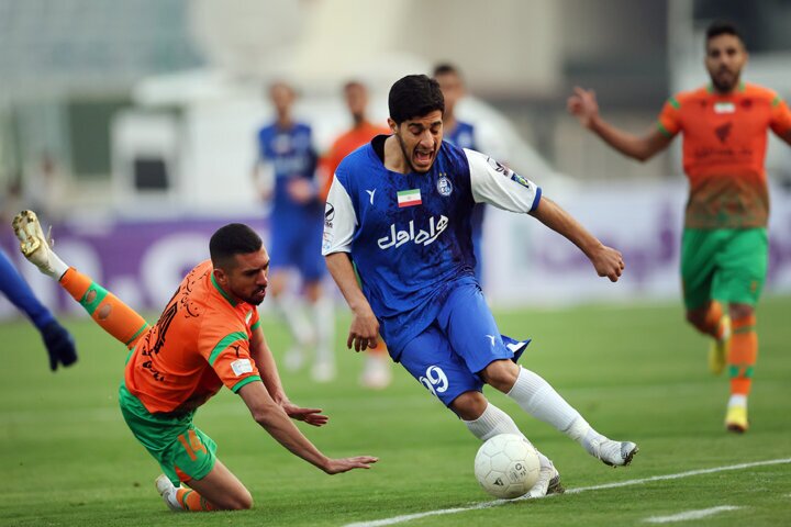 پایان نبرد جنجالی در آزادی؛ استقلال به‌رغم توقف مقابل مس، صدرنشین شد