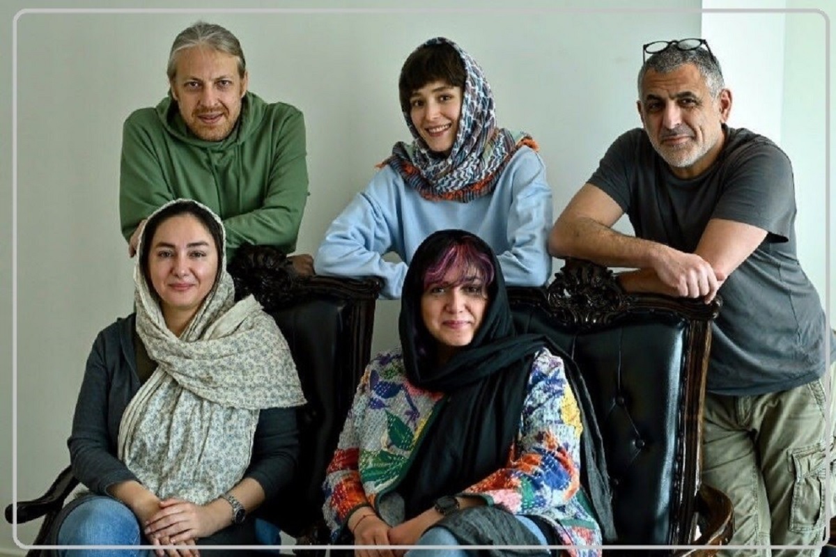 تهیه‌کننده به بازیگران تحریمی فجر: کجا با رفاقت پای کار آمده‌اید؟ شما آبروی آزادی را برده‌اید! برای ۵ جلسه ۴۰۰ میلیون تومان دستمزد گرفته‌ای!