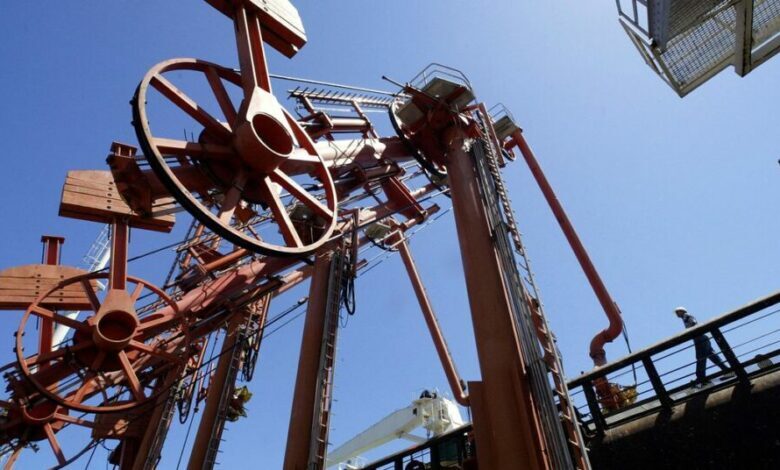 رویترز: قرارداد 460 میلیون یورویی ایران برای بازسازی بزرگ ترین پالایشگاه ونزوئلا رویترز: قرارداد 460 میلیون یورویی ایران برای بازسازی بزرگ ترین پالایشگاه ونزوئلا