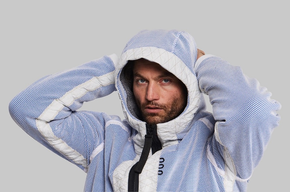 تیتان فلیس؛ کاپشنی از جنس قوی‌ترین الیاف جهان برای تحمل دماهای بسیار سرد