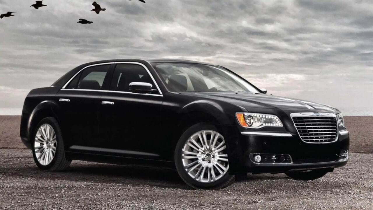 خرید خودرو در آمریکا با 3 فیلتر/ کمتر از 10 هزار دلار، 150 هزار کیلومتر کارکرد و پیشرانه 300 اسب بخاری (+عکس)