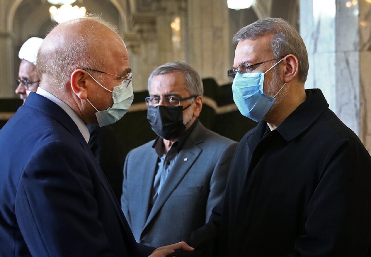 حضور چهره های مختلف سیاسی در مراسم ختم هفتم همسر شهید مطهری (عکس)