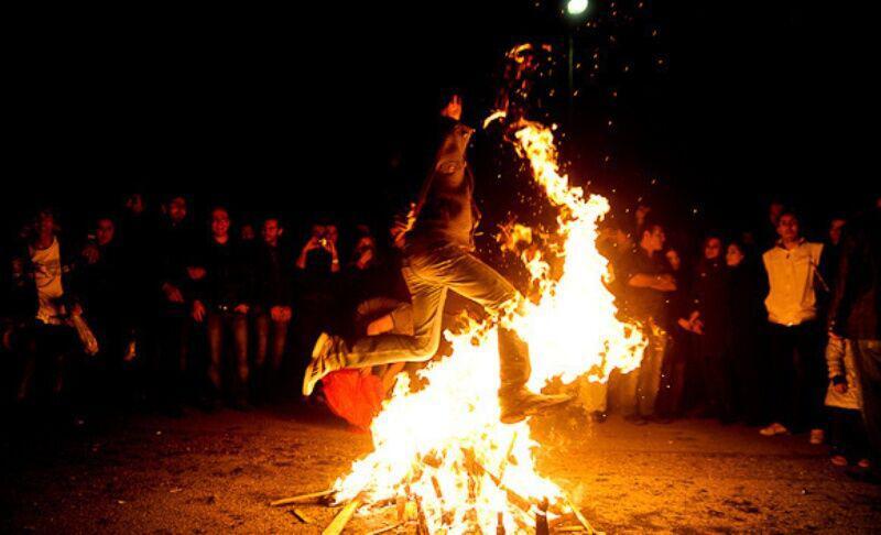 چهارشنبه‌سوری ۱۴۰۱؛ بیش از۵۰۰ مصدوم در سراسر کشور تا ساعت ۱۹/ انفجار یک خودرو در عبدل آباد