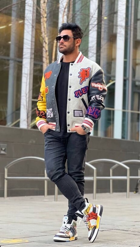 جدیدترین تیپ محمدرضا گلزار پس از ماه‌ها بی خبری (عکس)