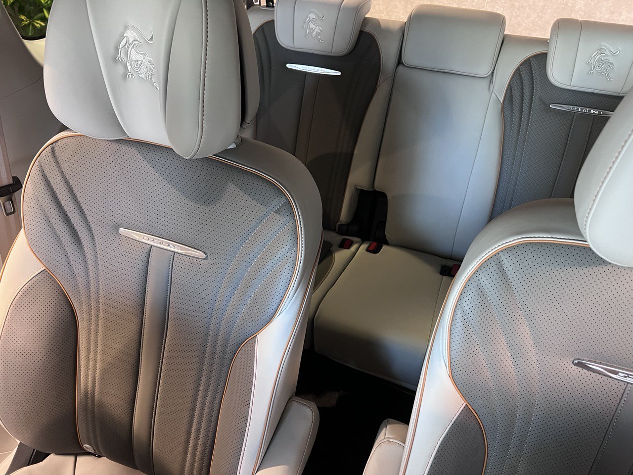 نمونه های نهایی خودرو سوبا M4 به دفتر مرکزی فردا موتورز رسید (+عکس و مشخصات فنی)