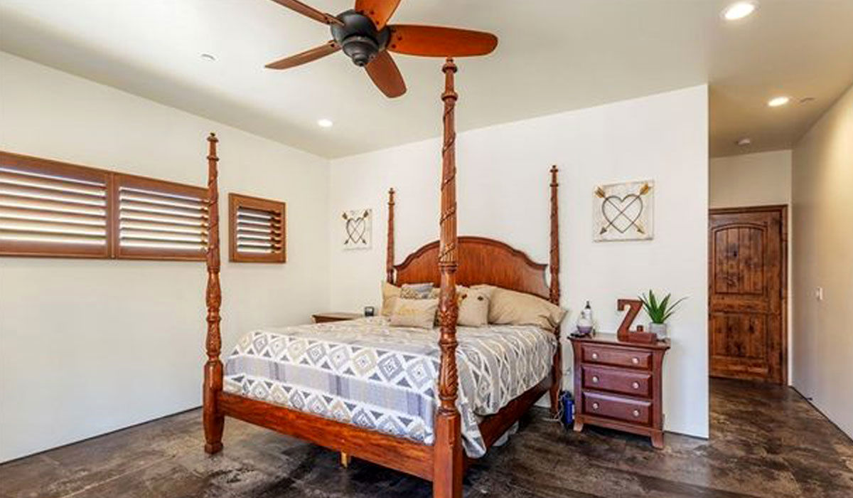 تصاویری از استراحتگاه لاکچری امبر هرد در وسط صحرا