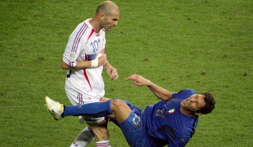 قطر: مجسمه کله زیدان بر می گردد