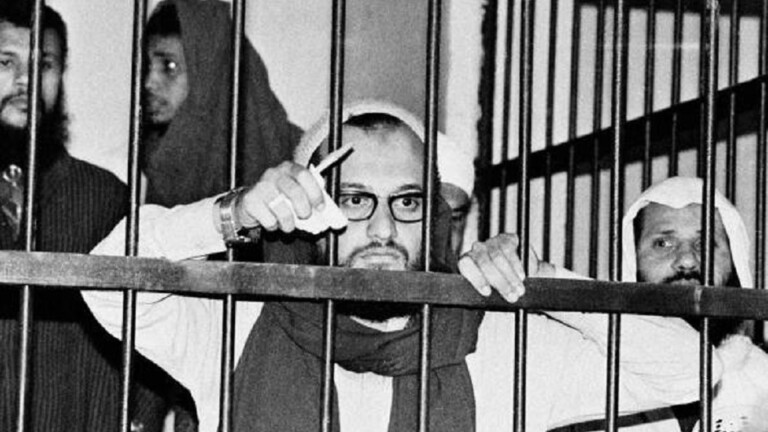 الظواهری که بود / جراح مصری که مغز عملیات القاعده شد