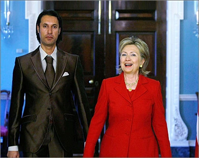 همسر قذافی به دنبال پس گرفتن 100 میلیون دلار