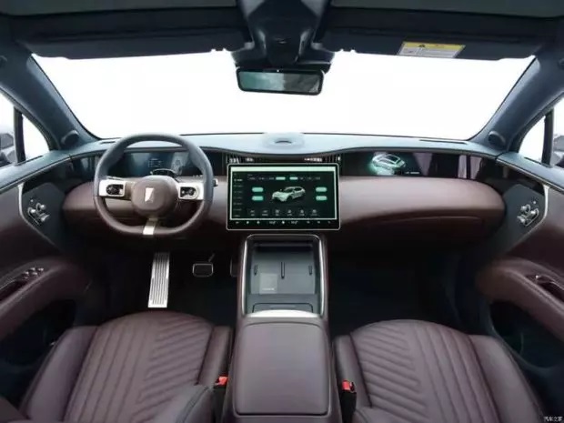 آواتار ۱۱؛ پورشه کاین چینی با تکنولوژی هواوی و طراحی نادر فقیه زاده آواتار ۱۱؛ پورشه کاین چینی با تکنولوژی هواوی و طراحی نادر فقیه زاده