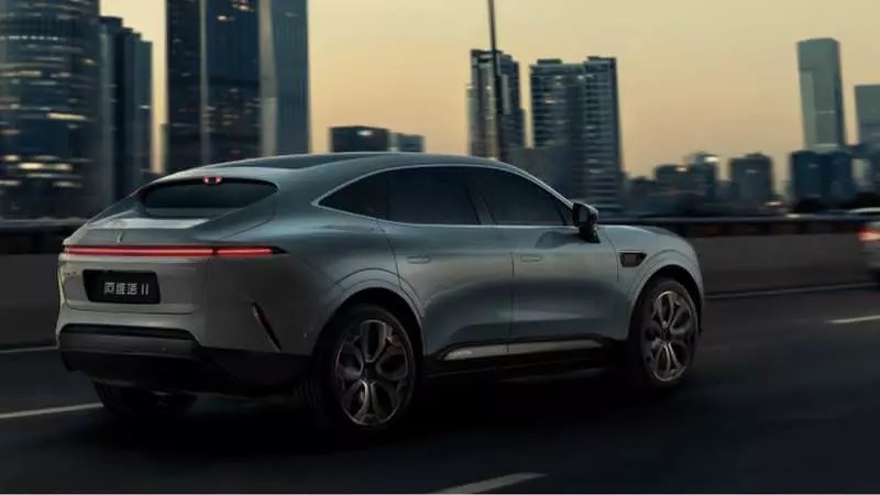 آواتار ۱۱؛ پورشه کاین چینی با تکنولوژی هواوی و طراحی نادر فقیه زاده آواتار ۱۱؛ پورشه کاین چینی با تکنولوژی هواوی و طراحی نادر فقیه زاده