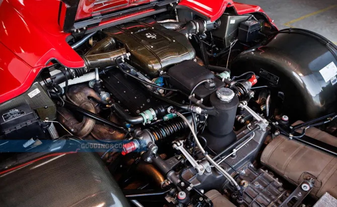 فراری مایک تایسون با قیمت باورنکردنی حدود ۵ میلیون پوند به فروش می‌رسد (+عکس)