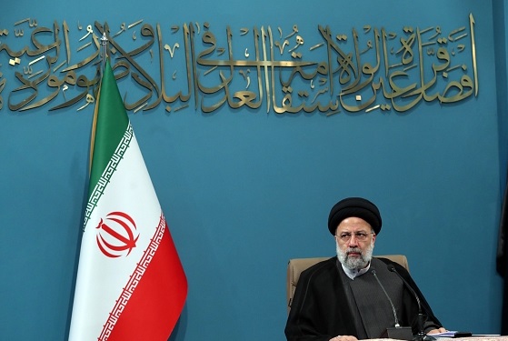 از دولتِ کمیتۀ امداد، تا دولتِ گشتِ ارشاد