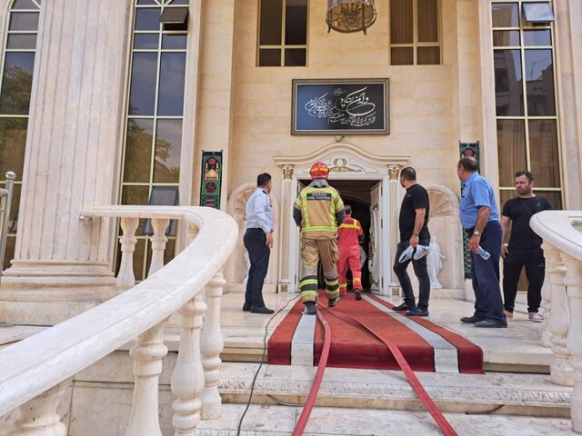 نجات ۶۰ نفر از آتش&zwnj;سوزی ساختمان ۴۰ واحدی در تهران