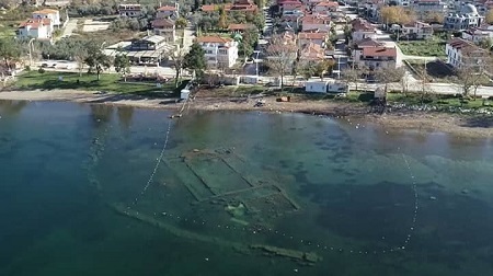 کشف کلیسای باستانی بیزانس در زیر دریاچه ترکیه کشف کلیسای باستانی بیزانس در زیر دریاچه ترکیه