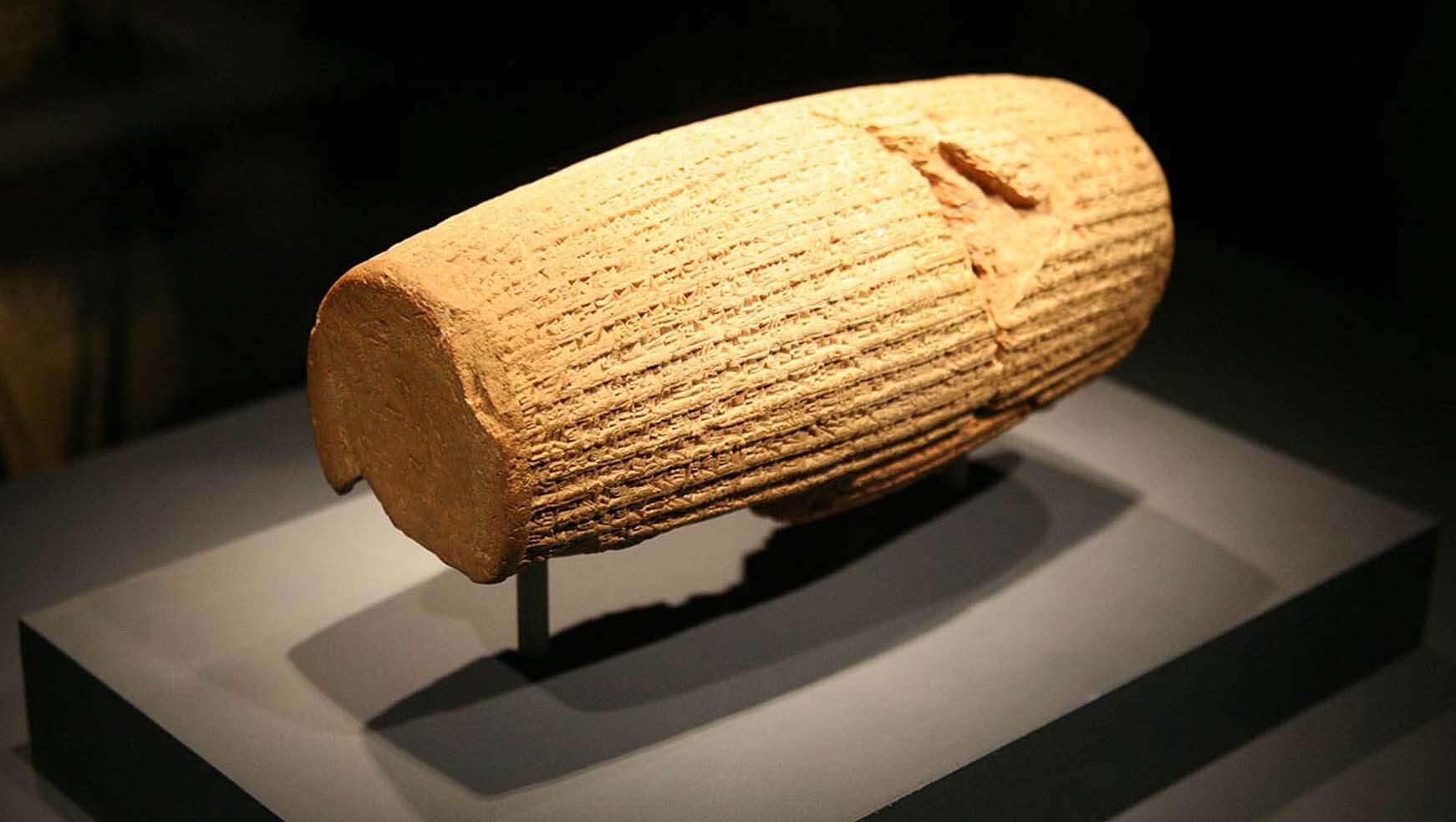 به یاد کوروش؛ چرا جرج واشنگتن، کوروش‌نامه را بر شهریار ماکیاولی ترجیح داد؟