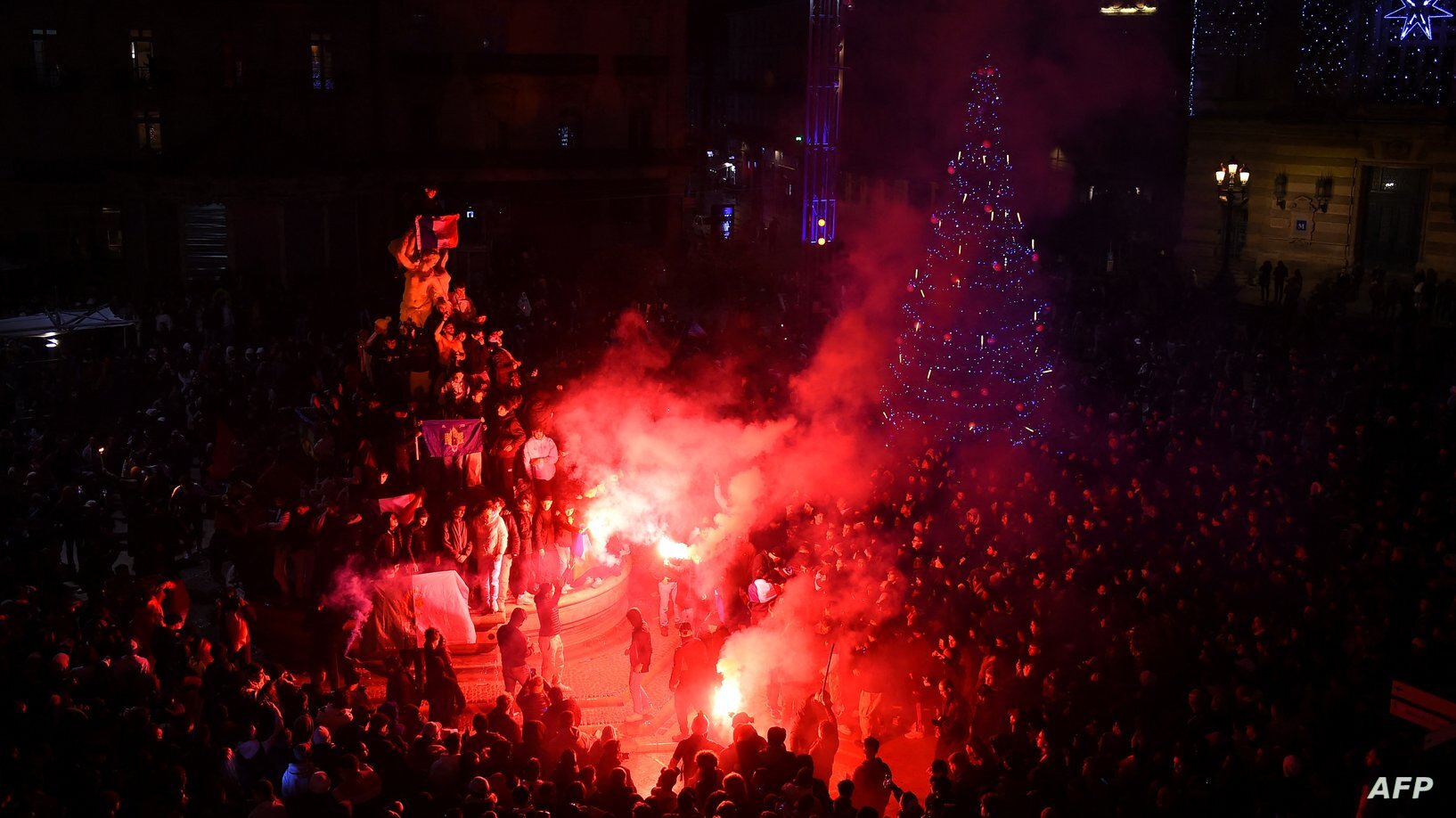 حاشیه  های بازی مراکش – فرانسه 