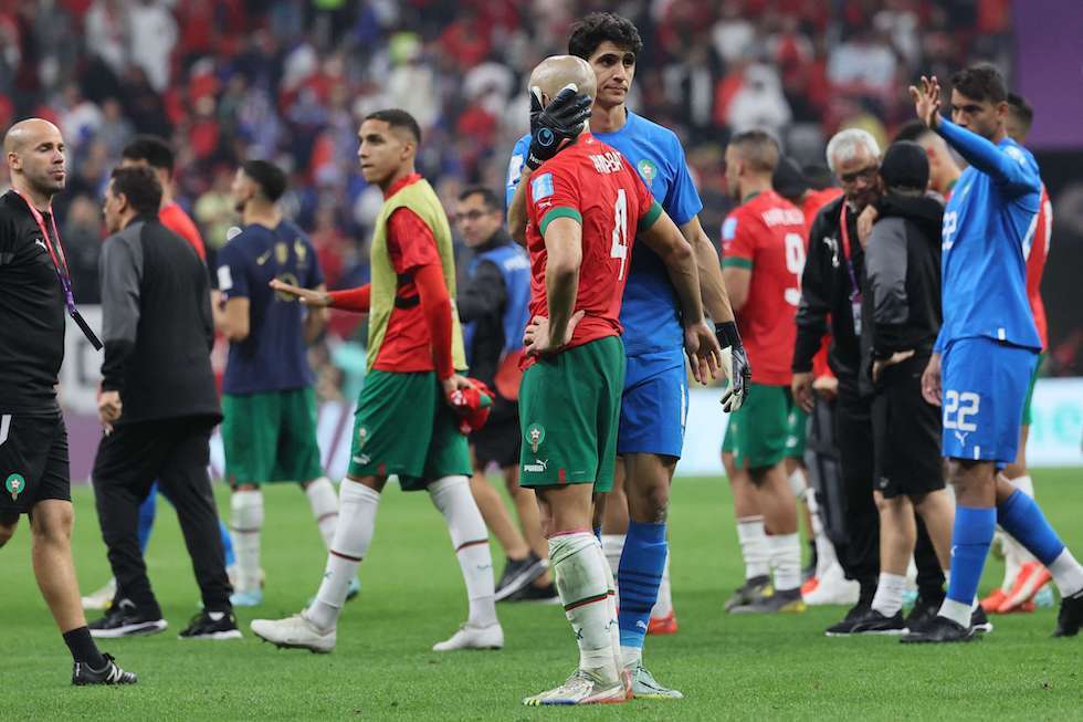 حاشیه بازی فرانسه - مراکش (+عکس) / از شادی مکرون تا دلداری امپایه به اشرف حکیمی