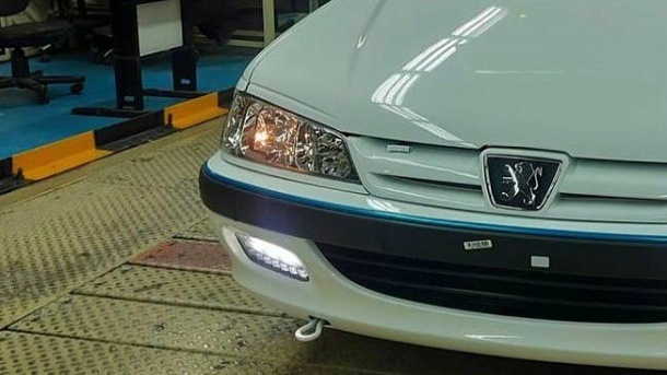 یکی از قدیمی ترین محصولات ایران خودرو به چراغ روز مجهز شد (+عکس) یکی از قدیمی ترین محصولات ایران خودرو به چراغ روز مجهز شد (+عکس)