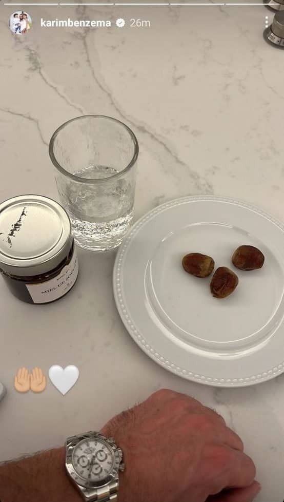 سفره افطار کریم بنزما (عکس)