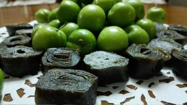 لواشک گوجه سبز