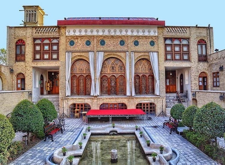 سفر به بینهایت و فراتر از آن در این 3 شهر پرطرفدار سفر به بینهایت و فراتر از آن در این 3 شهر پرطرفدار