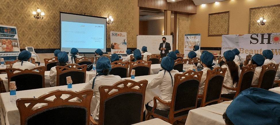 آموزش تزریق فیلر و بوتاکس